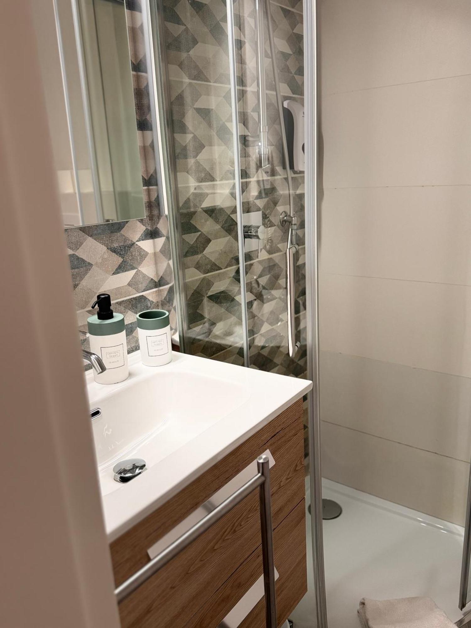 Sea Side Bari Apartman Kültér fotó